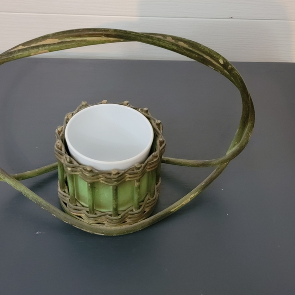 Vine Planter - Picture 2 of 4